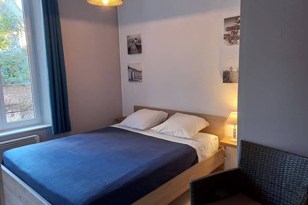 Apartment in typical Saint Valery house 1