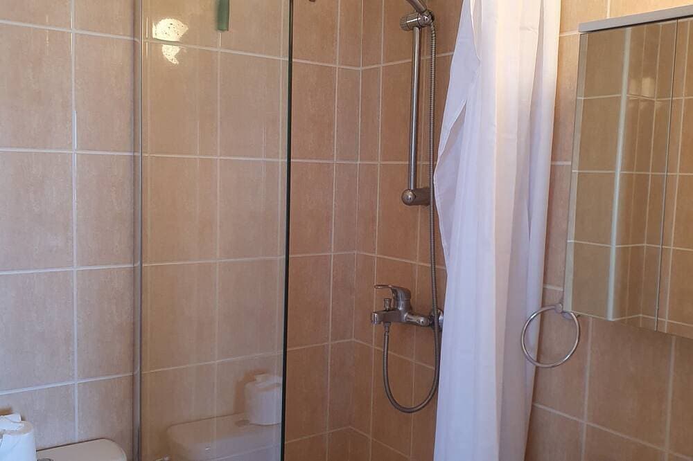 Foto 5 von 13: Studio Apartment/Mountain views/Sea view/Air-conditioning/Twin beds/Quiet location/Swimming pool/