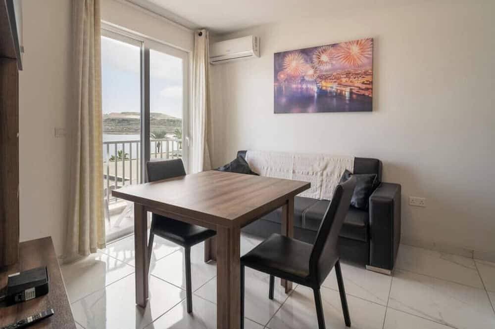 Foto 10 von 26: A lovely 1Br seafront apartment with strong WIFI !