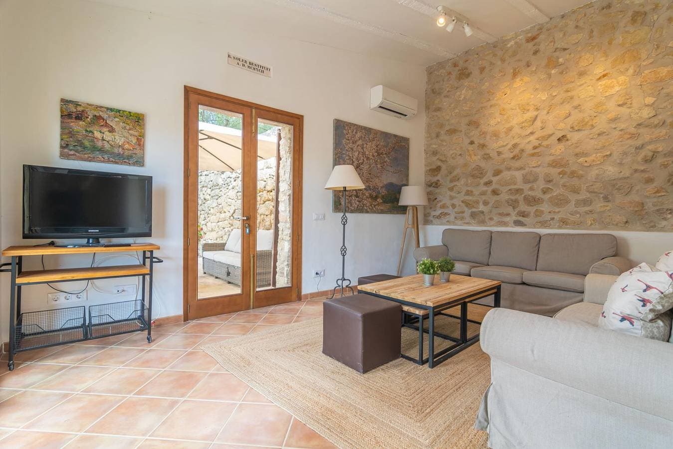Foto 10 von 45: Ses Cases Velles De Son Baró - Idyllisches Landhaus mit privatem Pool im Zentrum von Mallorca. Wifi gibt es gratis.