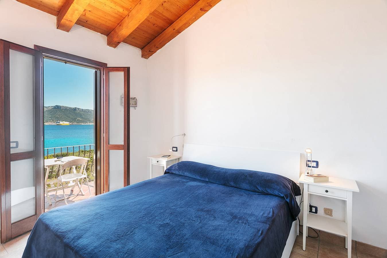Foto 7 von 28: Ferienwohnung mit traumhaftem Meerblick und Balkon; Parkplätze vorhanden