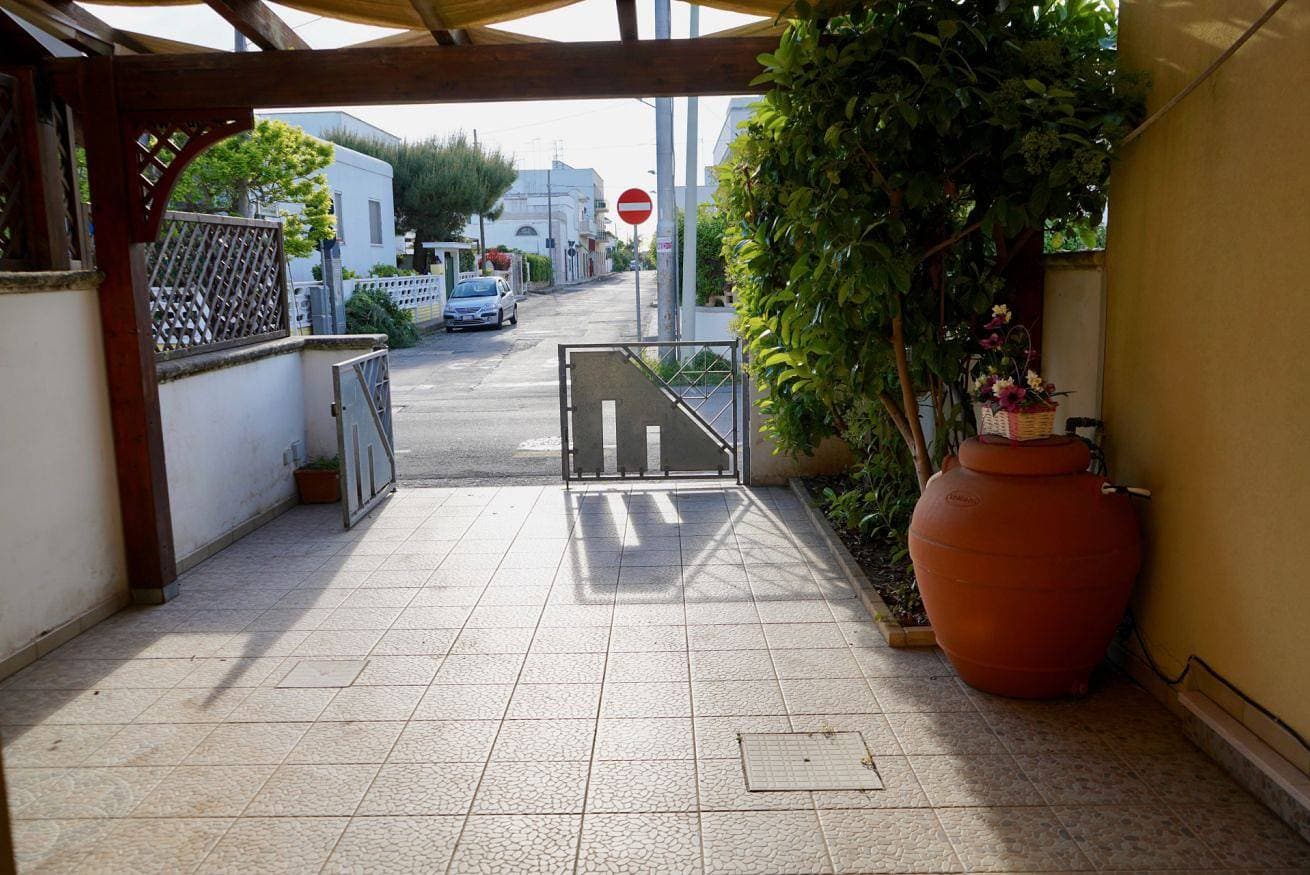 Foto 4 von 34: Ferienwohnung für 8 Personen mit Garten