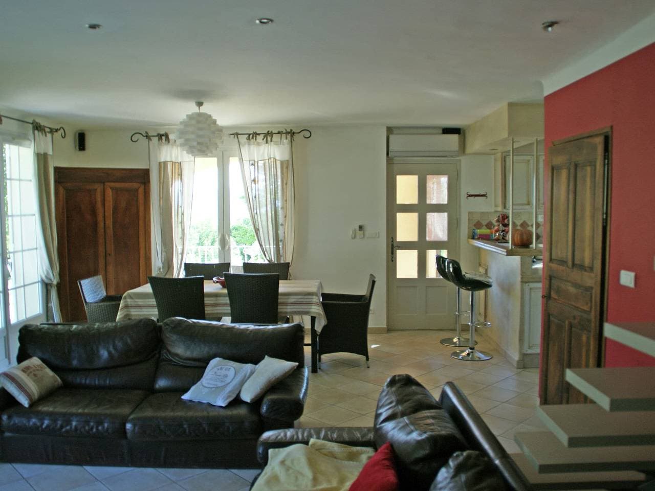 Foto 3 von 40: Villa in Reillanne mit Pool
