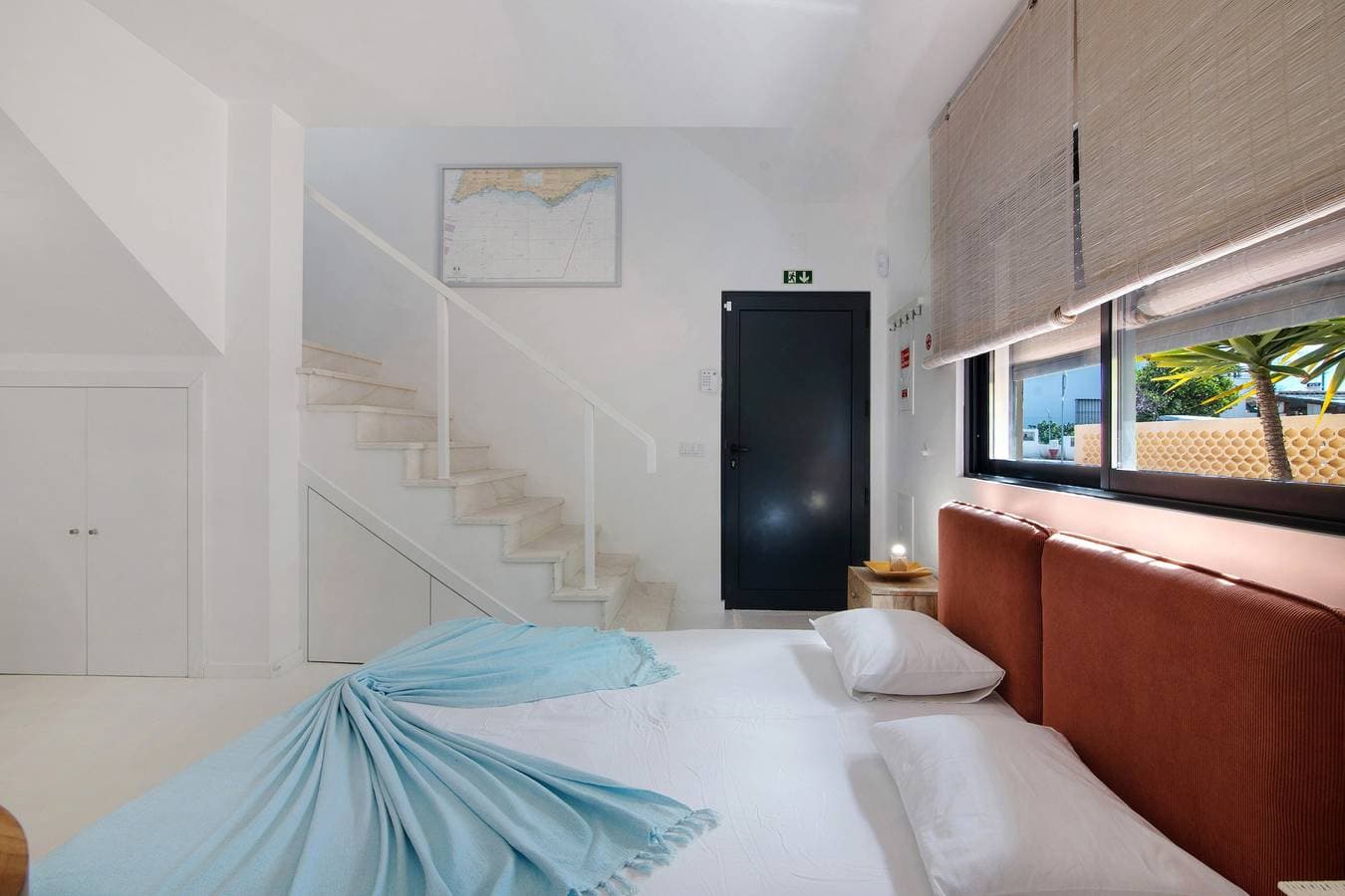 Foto 11 von 31: Ferienhaus 'Rooftop Retreat' mit Meerblick, Wi-Fi und Klimaanlage