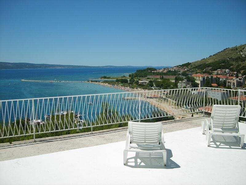 Foto 6 von 28: Ferienwohnung in Omiš mit Meerblick, Balkon, Klimaanlage, W-Lan (161-4)