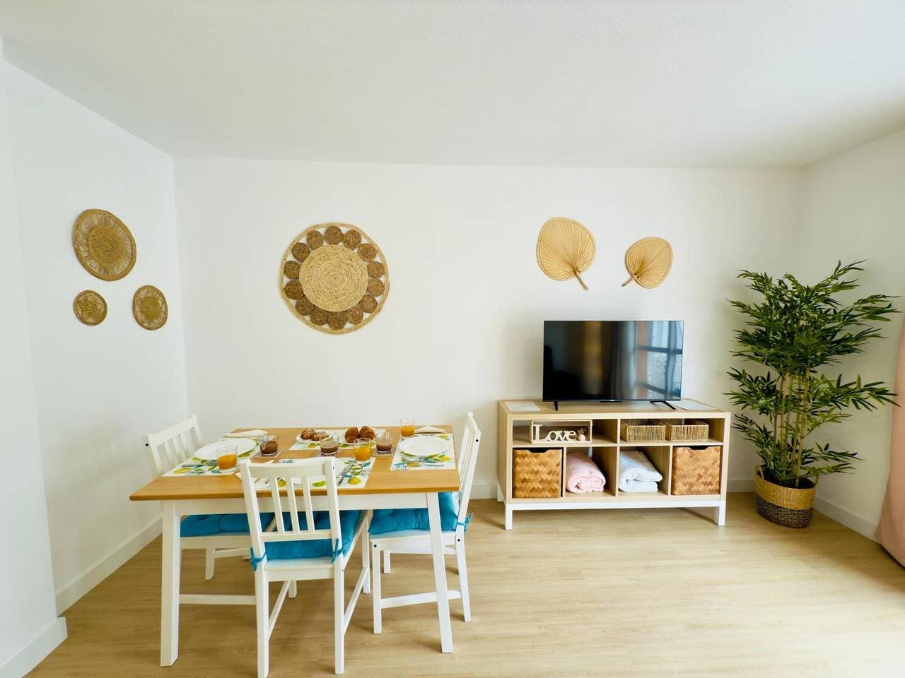 Foto 12 von 29: Acogedor Apartamento en Playa San Juan, Tenerife – Con Terraza Pr