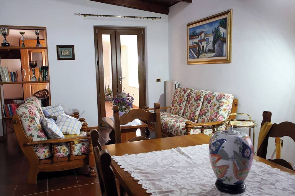 Foto 12 von 30: Sa Domu De Cadeddu - Drei Schlafzimmer Wohnung, Schläft 5