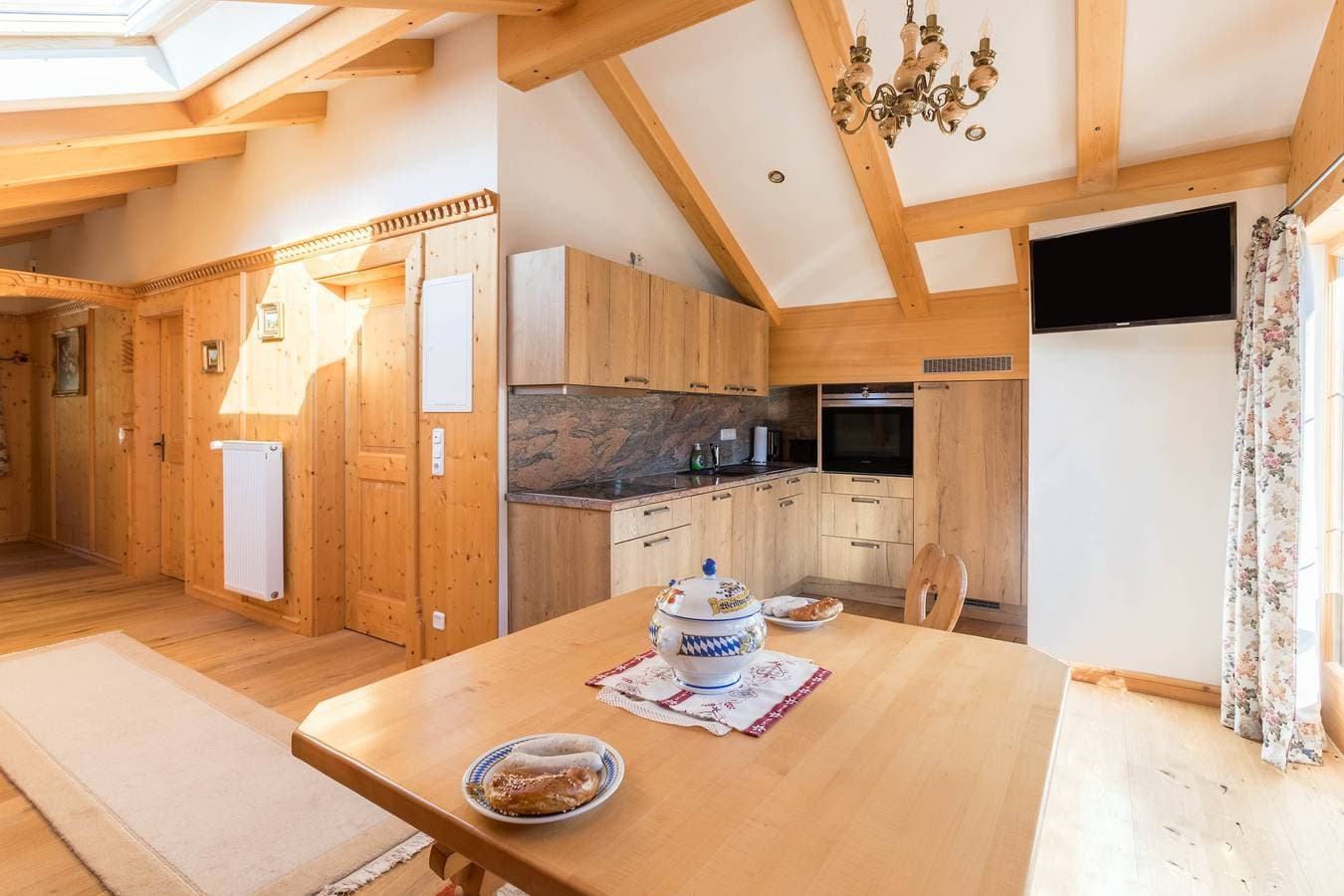 Foto 5 von 25: Ferienwohnung Bergkristall in Skiliftnähe mit Bergblick, WLAN und Balkon