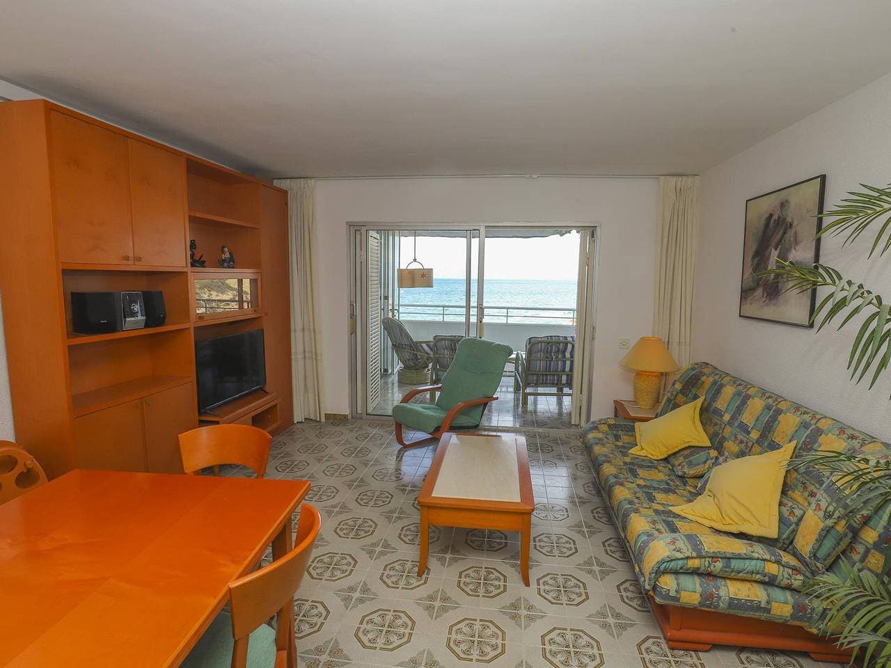 Foto 4 von 28: Salou: Évasion de Rêve Face à la Mer avec Terrasse, Piscine et Parking Privé