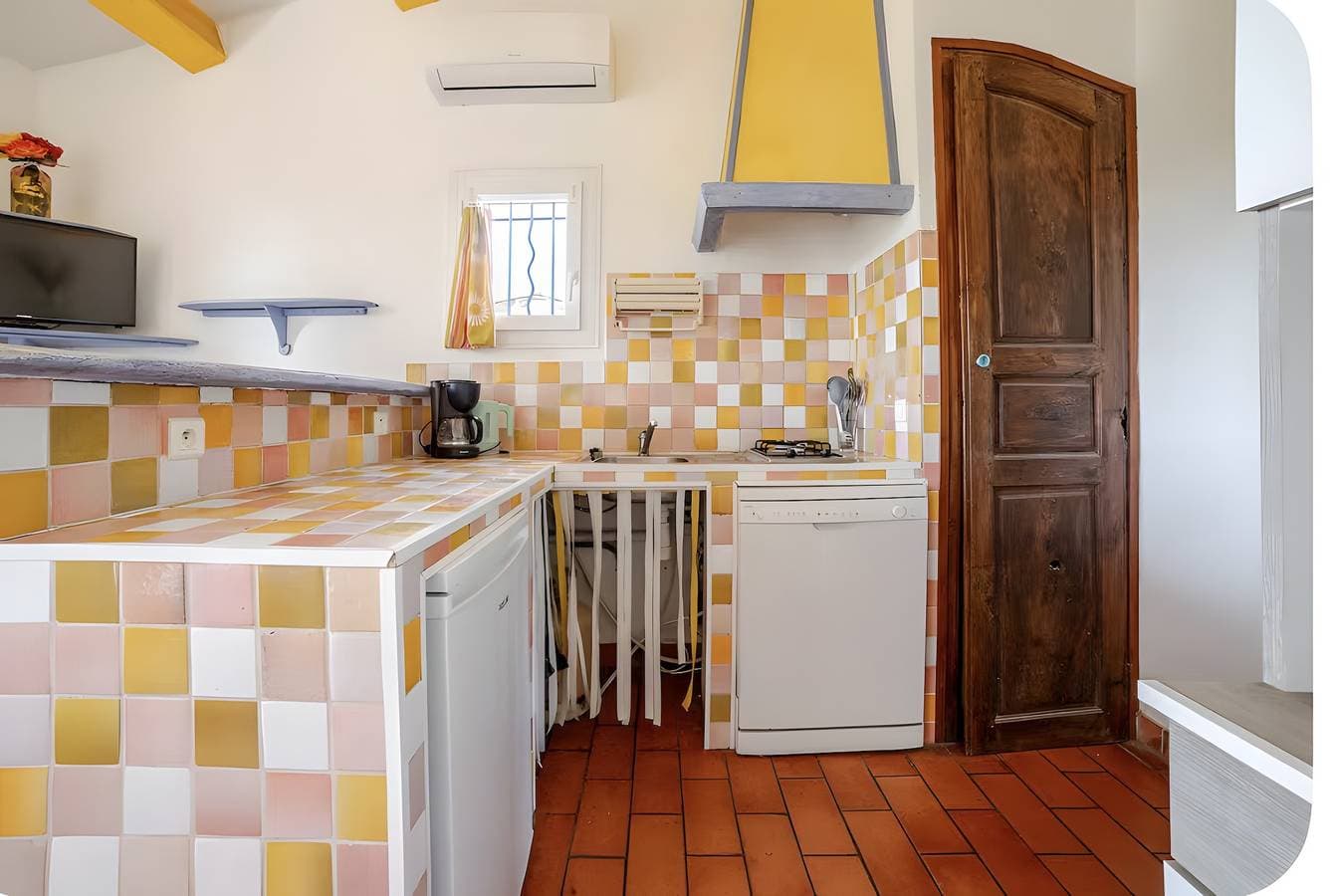 Foto 7 von 35: Ferienhaus 'Maison, Piscine, Chiens acceptés, Var, Wifi' mit Gemeinschaftspool, privater Terrasse