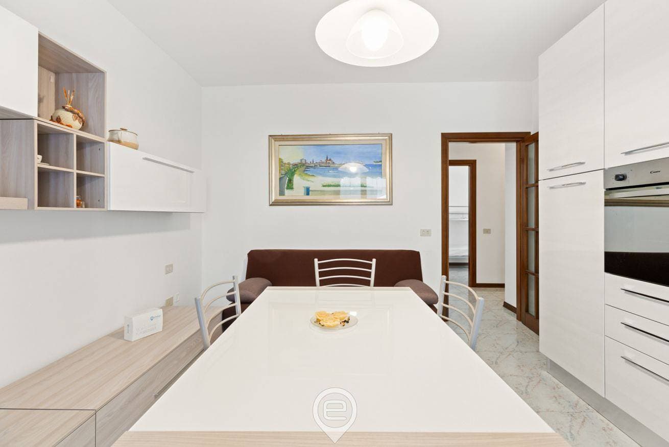 Foto 8 von 31: Ferienwohnung für 4 Personen mit Balkon/Terrasse