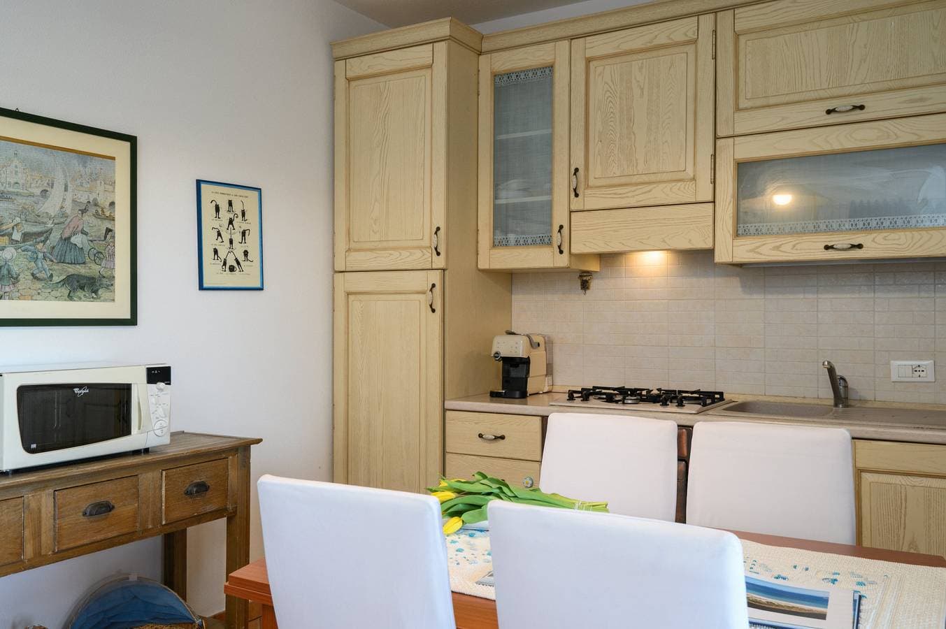 Foto 10 von 20: Myrsine 54 - Wohnung mit Blick auf Marina Maria und Tavolara