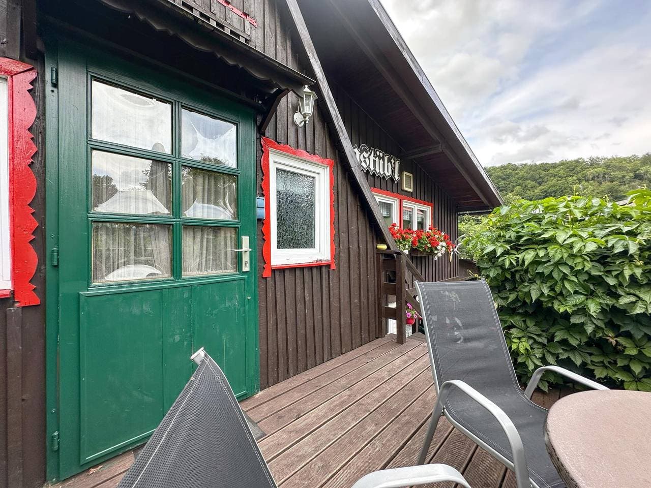 Foto 4 von 24: Freistehendes Ferienhaus mit schöner Terrasse