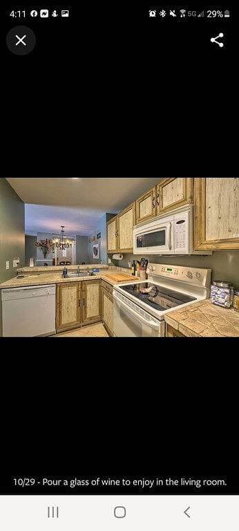 Foto 10 von 12: Sauberes Ski-in Ski-out Apartment im Seasons am Mt. Snow.