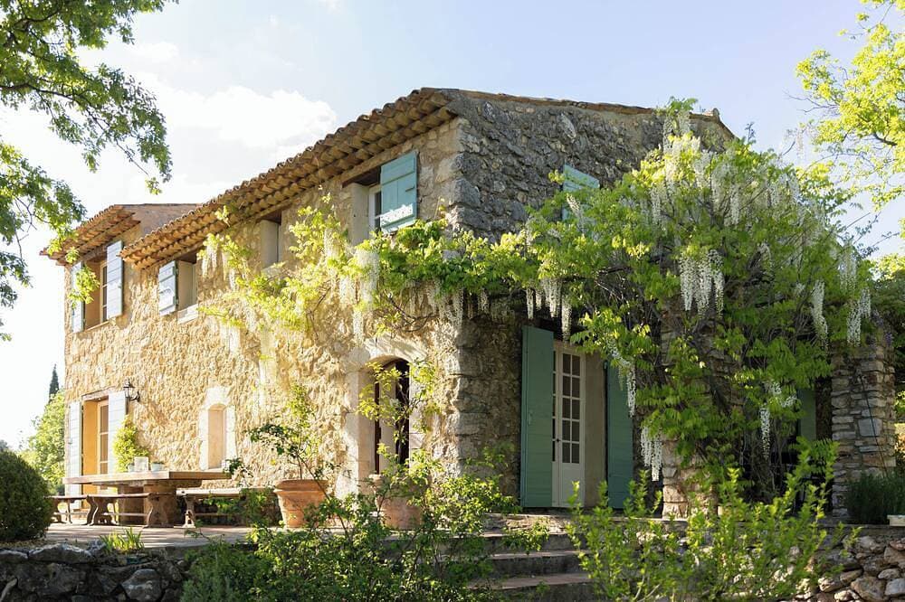 🌿 3. Provence pur sang: pool, tennis, tranquility and entertainment on private estate 1
