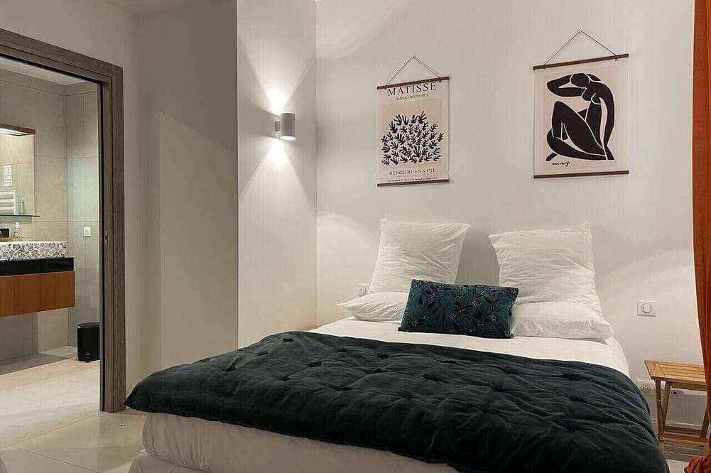 Foto 5 von 24: Large 2-room apartment with panoramic sea view