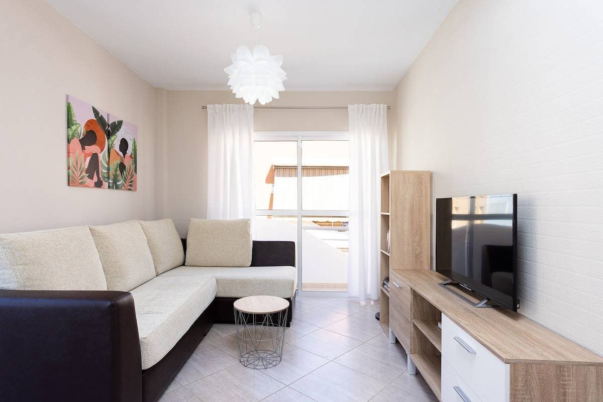 Foto 8 von 41: Ferienwohnung für 3 Personen mit Terrasse