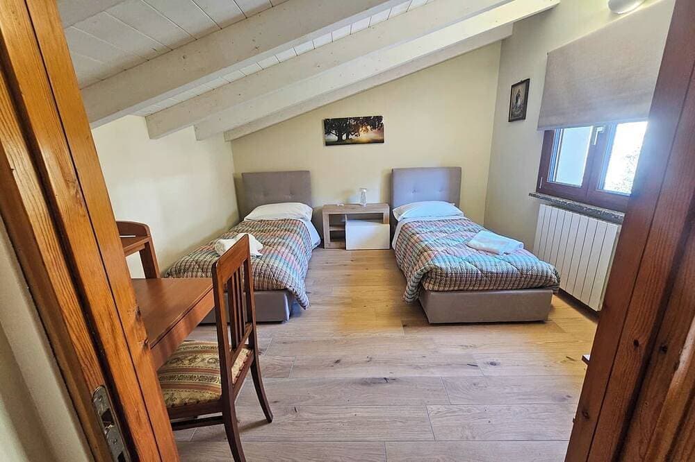 Foto 5 von 30: Borgo Antico Apartment - La Casa di Nonno Angelo