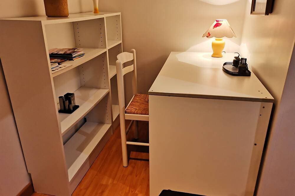 Foto 10 von 12: Charming chambre d'hote suite 400m from the port.
