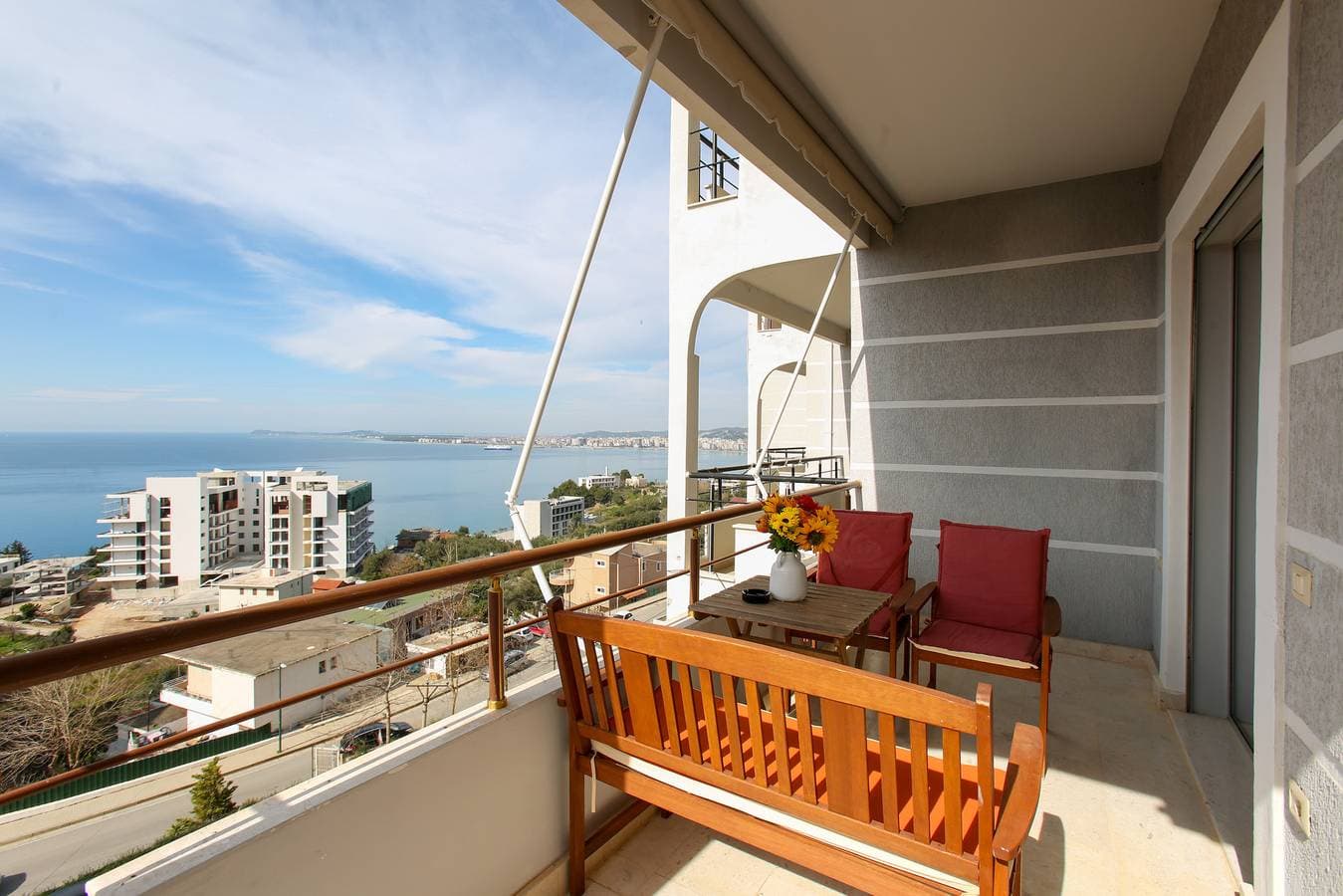 Foto 3 von 41: Ferienwohnung für 5 Personen mit Balkon