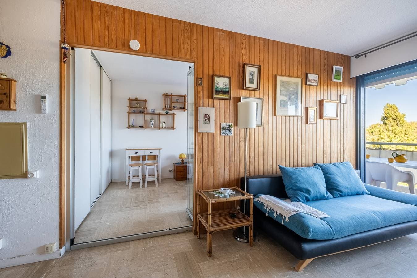 Foto 3 von 21: Apartment 'Pretty Flat in The Sun' mit Bergblick, Gemeinschaftspool und Klimaanlage
