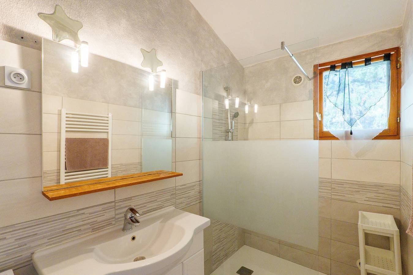 Foto 9 von 35: Ferienhaus „Le Chêne - La Fontinelle“ mit Bergblick
