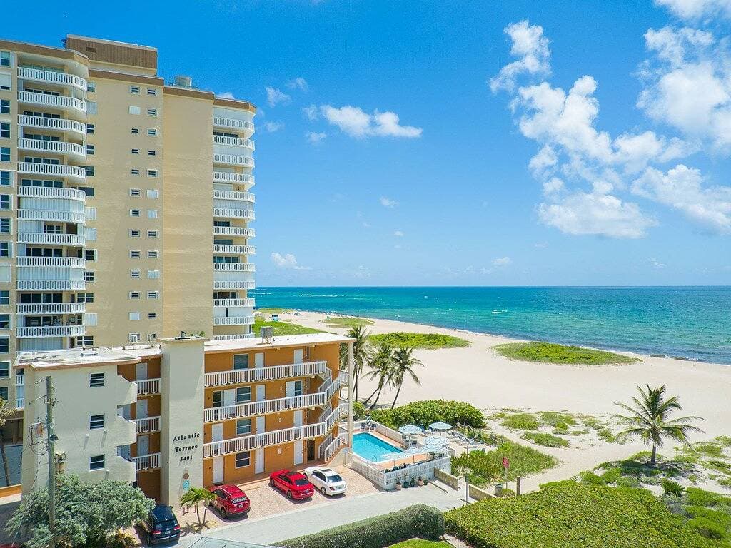 Foto 7 von 25: Pompano Beach Florida Beachfront Studio Voll ausgestattete Küche vor Ort kostenlose Parkplätze