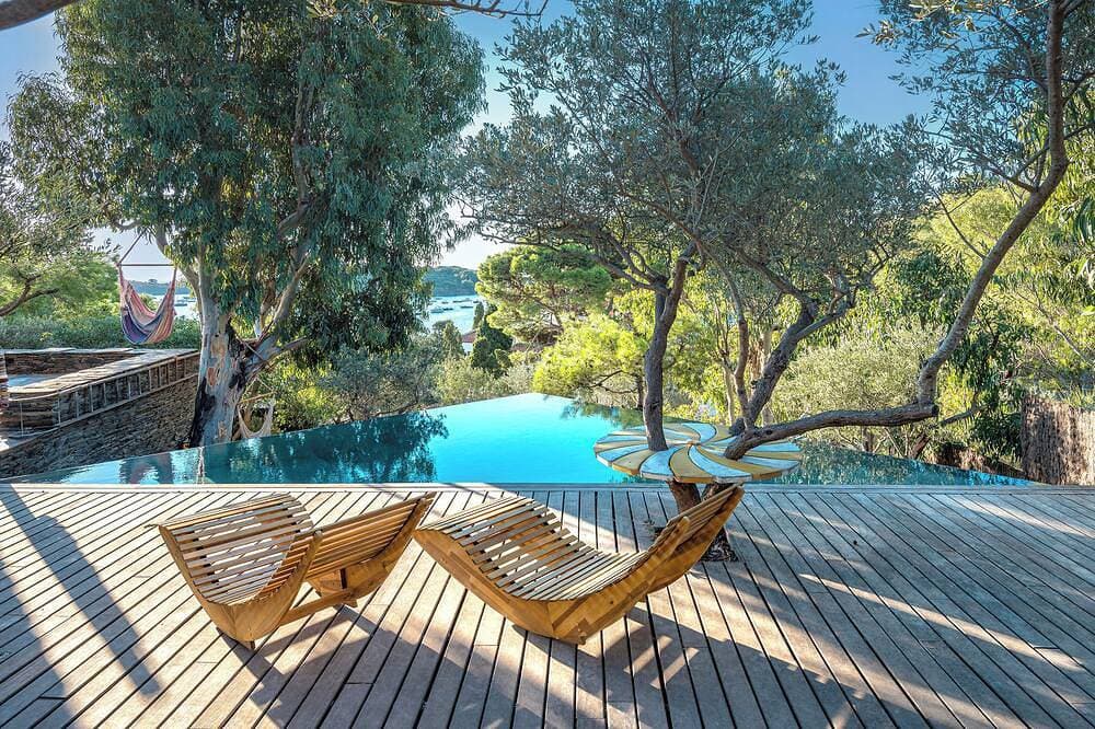 This Is Not Dalí's House 1