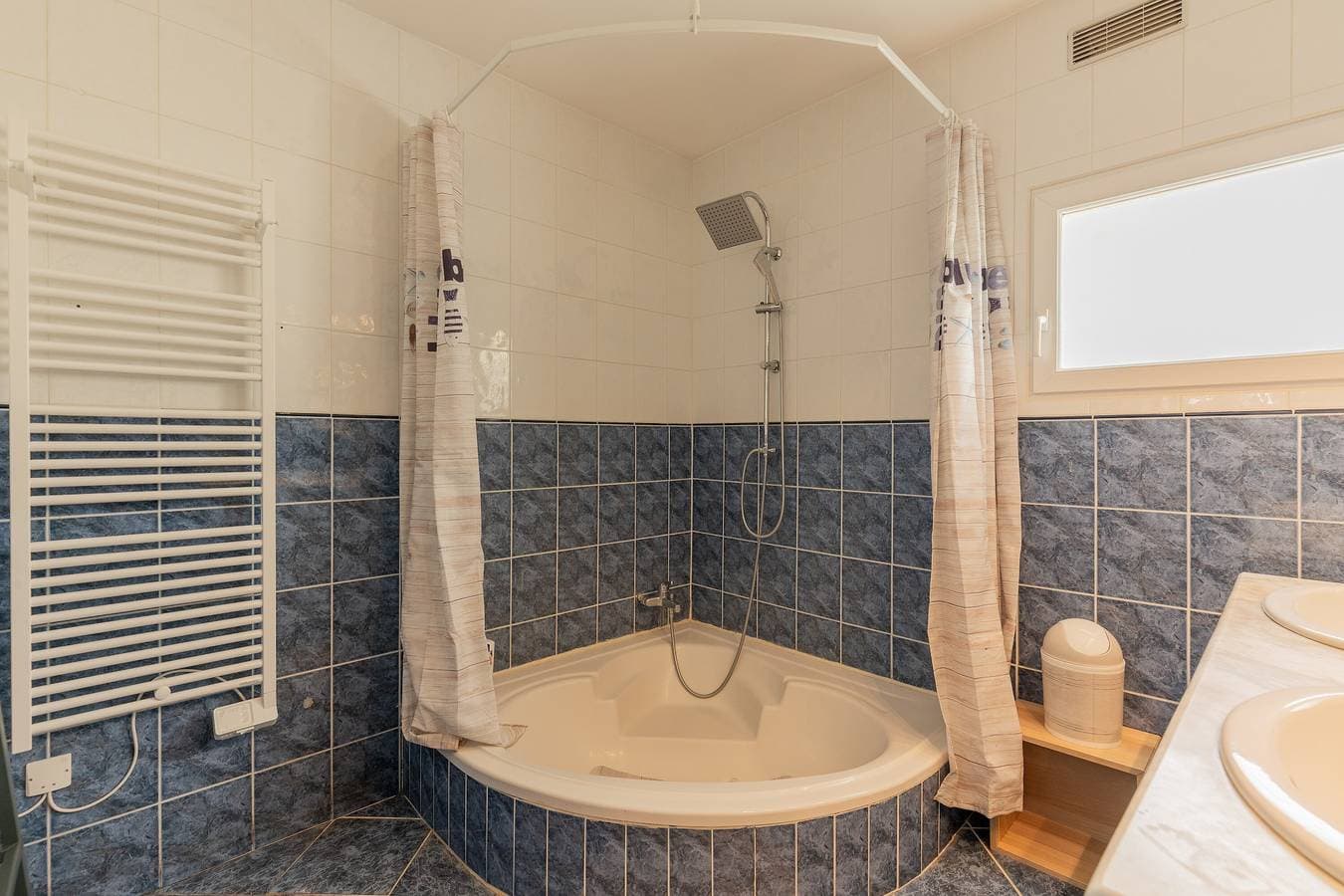 Foto 12 von 28: Ferienhaus „Für bis zu 8 Personen“ mit Terrasse