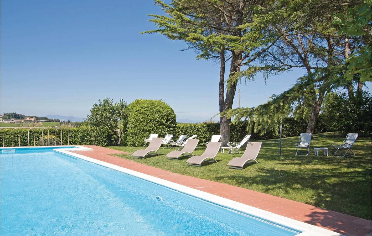 Foto 2 von 30: Wohnung mit Pool in der Nähe von Tavarnelle Val di Pesa