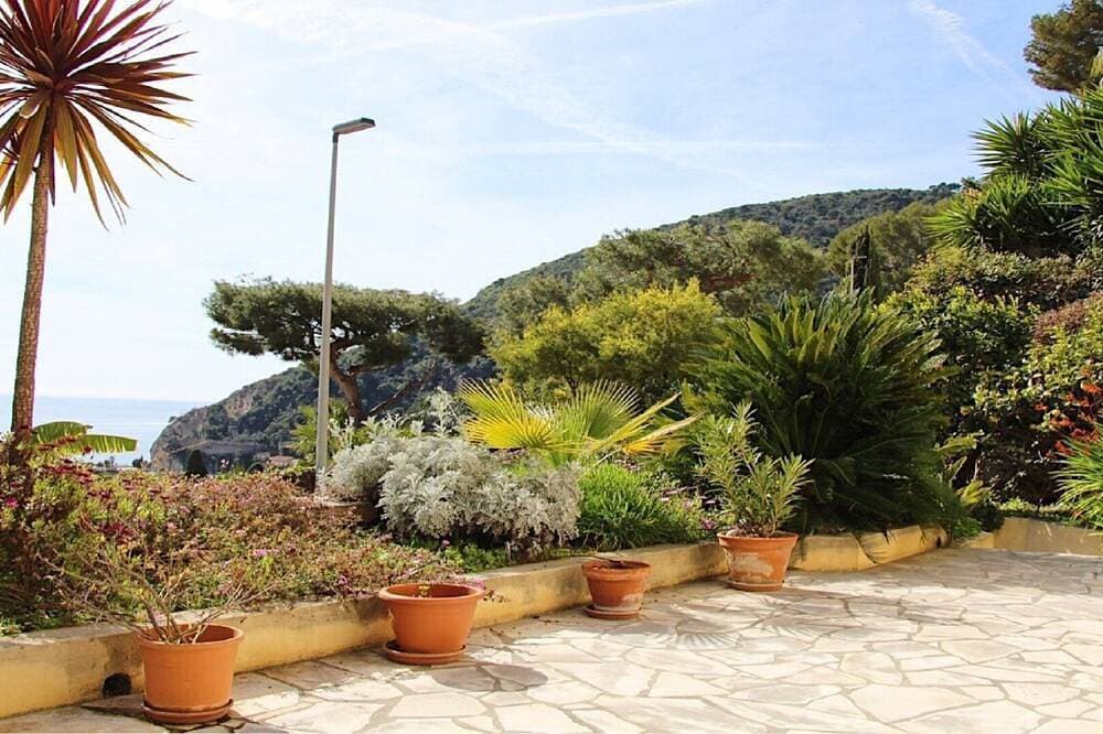 Foto 9 von 16: Gartenapartment mit Meerblick und Pooloption. Nahe Strand zwischen Nizza und Monaco