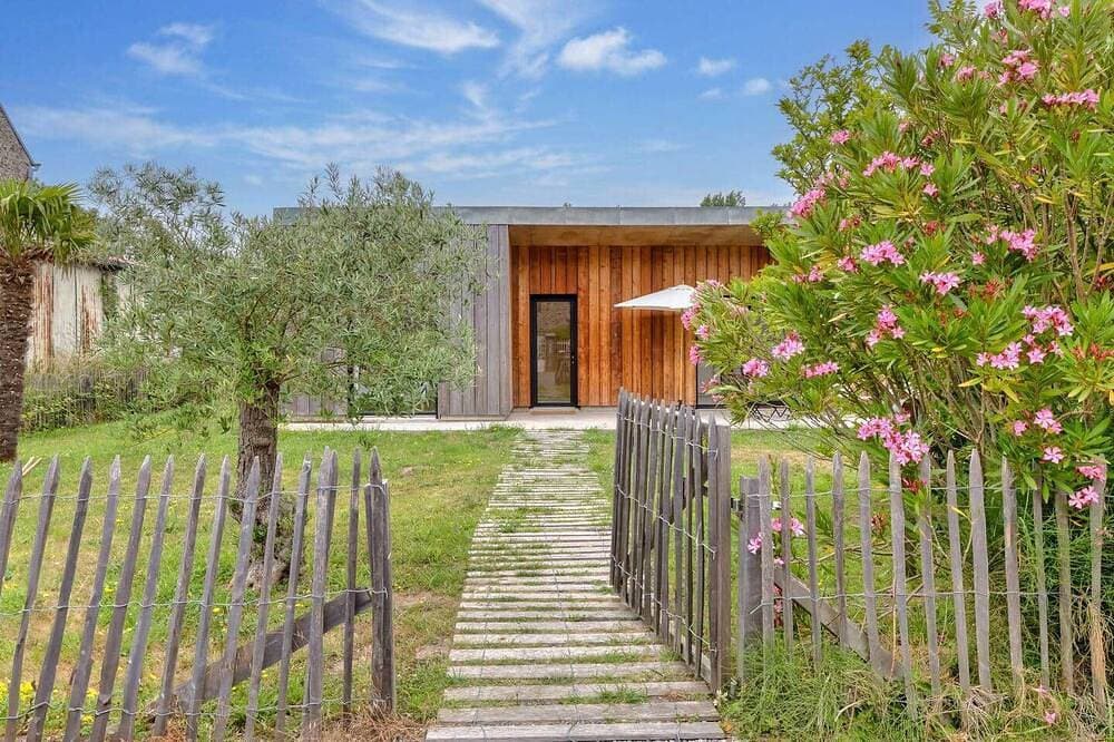 Casa ZaO Jolie maison en bois brut de 50m2 à 1