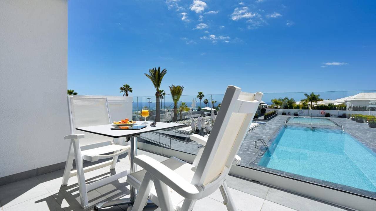 Foto 6 von 9: Apartment with Pool View