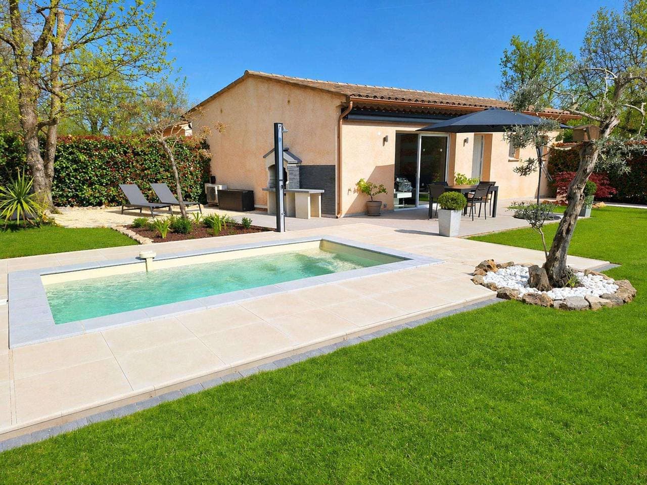 Villa 1