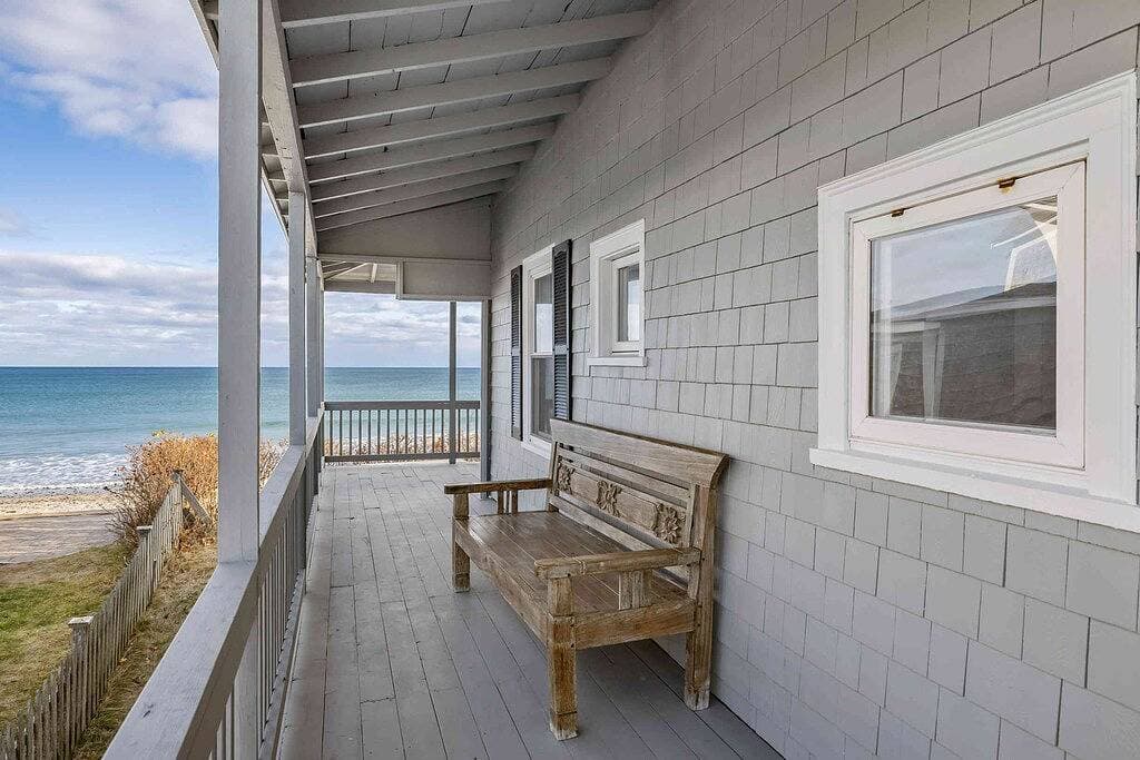 Foto 13 von 24: Beachfront Home-Breathtaking 180 Degree Ocean Sunrises-Sunsets