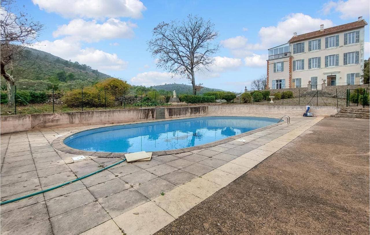 2 Bedroom Lovely Home In Fox-Amphoux 1