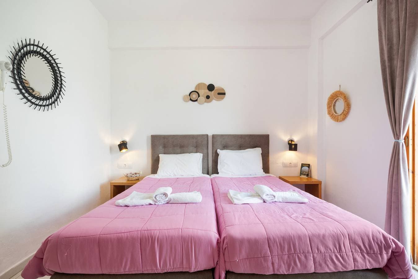 Foto 8 von 24: Zimmer „Athena“ mit Bergblick, WLAN und Klimaanlage