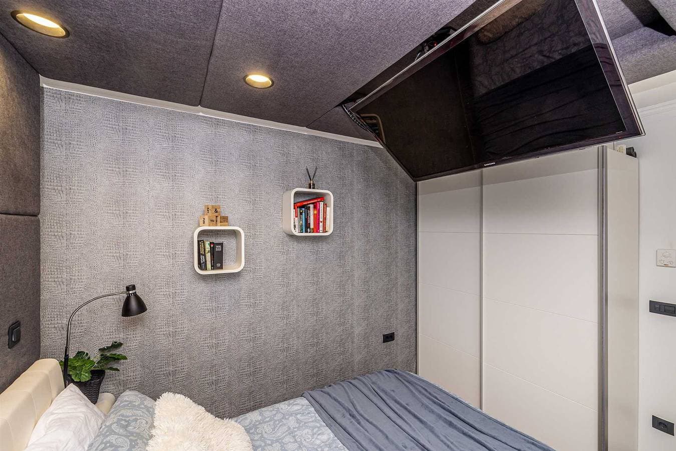 Foto 11 von 19: Ferienwohnung Aquavista mit privatem Pool