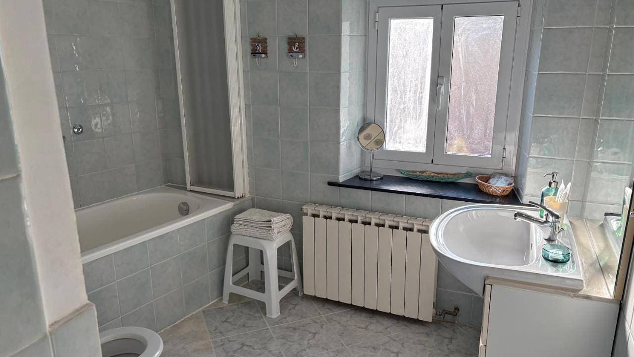 Foto 12 von 24: Double Room with Private Bathroom