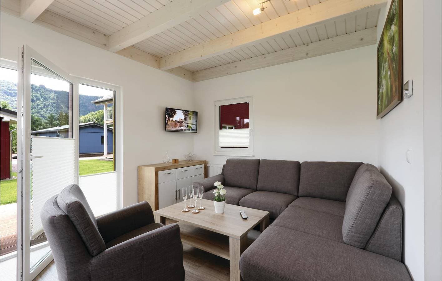 Foto 7 von 40: Gemütlicher Rückzugsort am Fluss mit Sauna und Terrasse