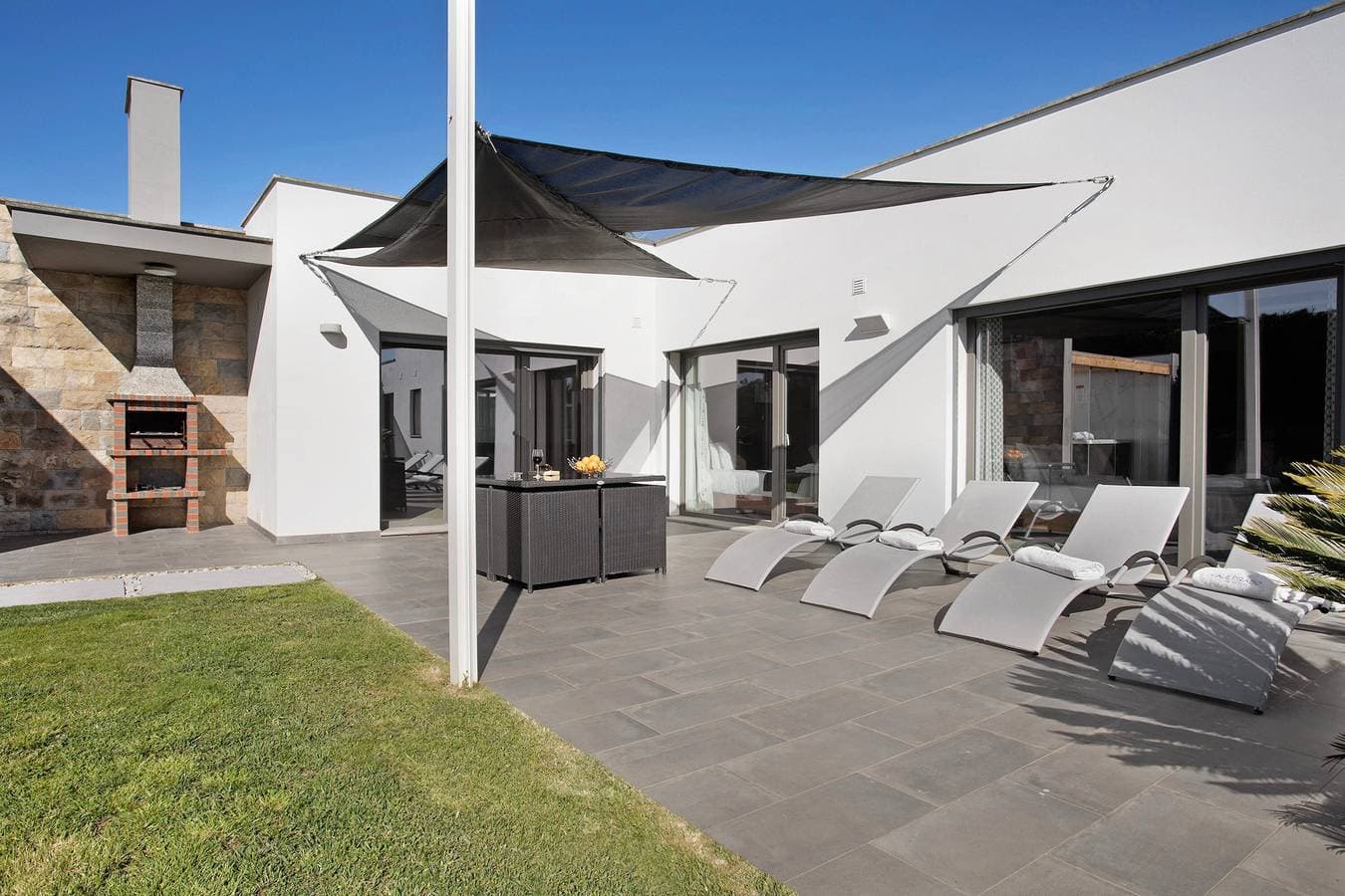 Foto 7 von 41: Villa 'Mila Piscina aquecida e Jacuzzi' mit Bergblick, privatem Pool und Wi-Fi