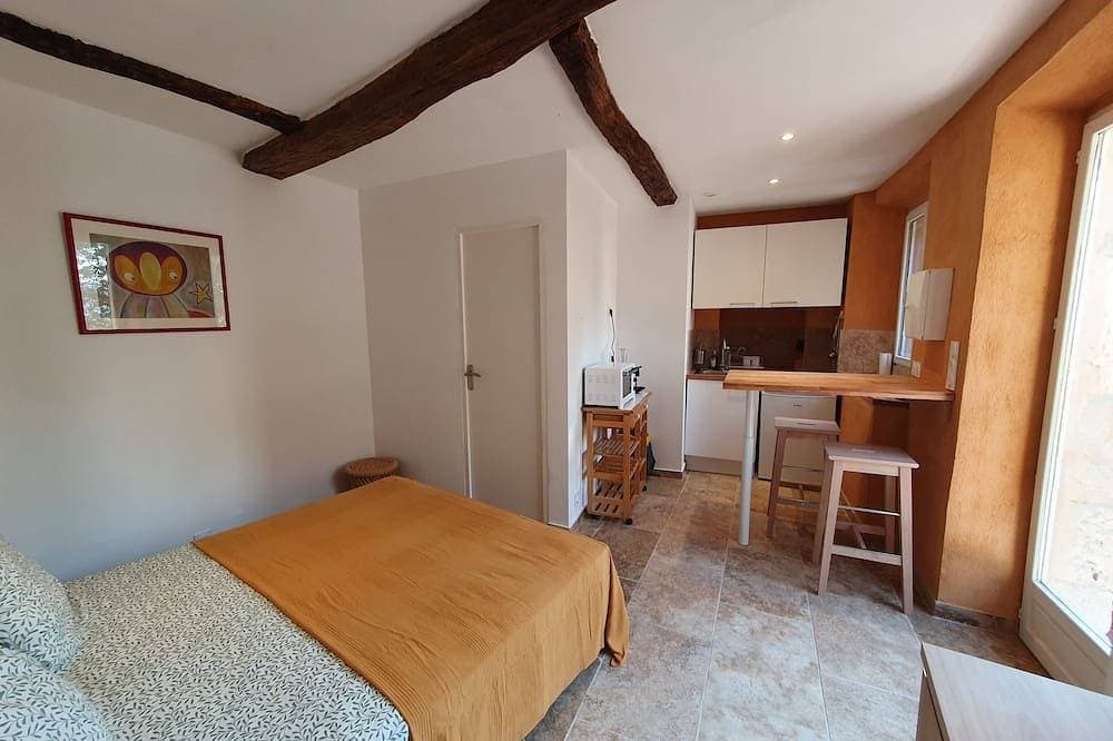 Foto 3 von 11: La Terrasse 2-person studio in a quiet, cool location