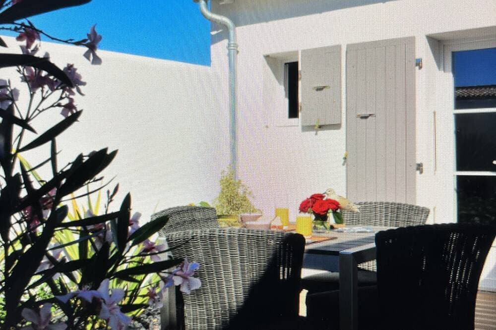 Foto 12 von 12: 5 Minuten zu Fuß vom Nordstrand entfernt, moderne Villa mit privatem Pool