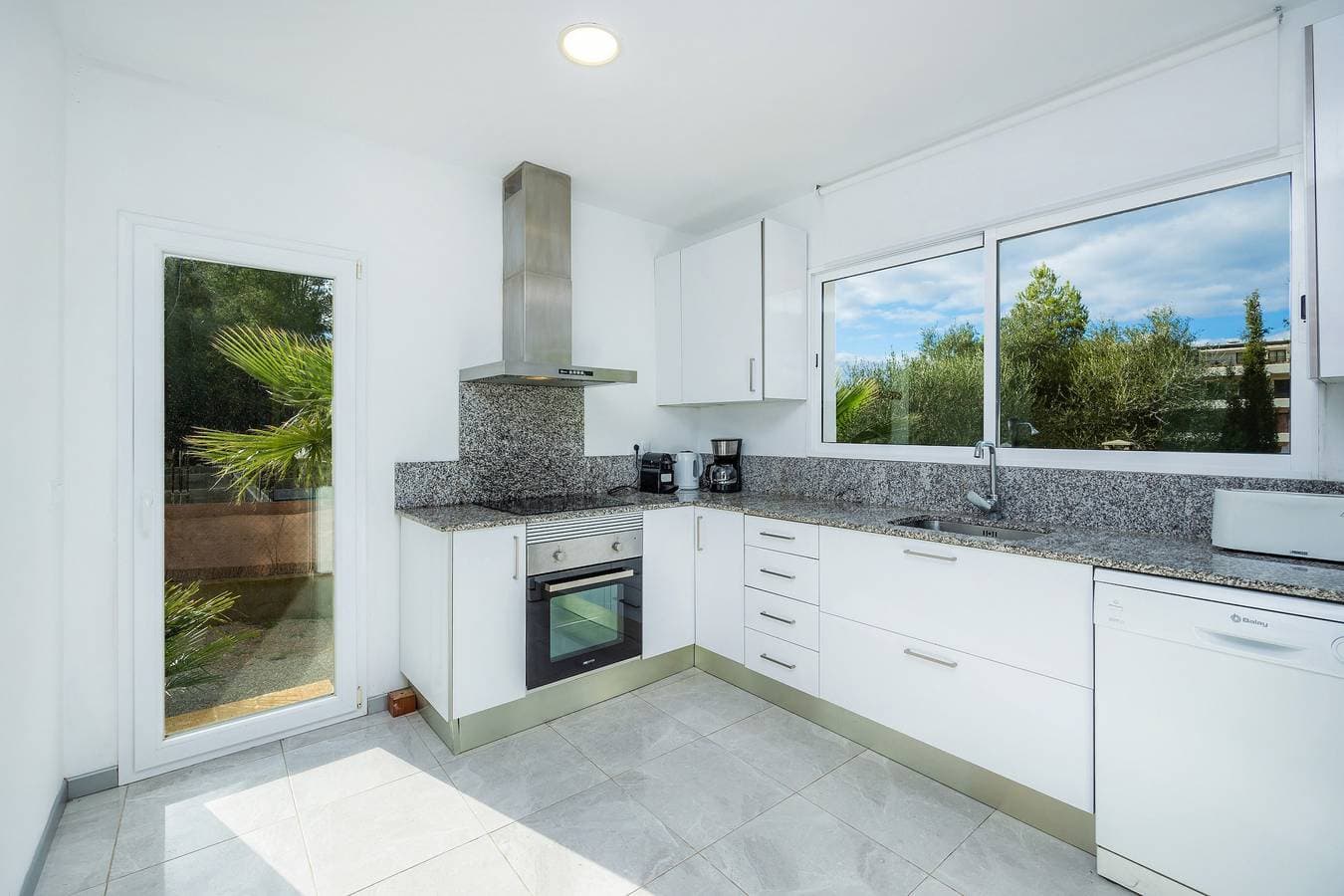 Foto 7 von 34: Modernes Ferienhaus mit Pool – Casa Miquel-Betlem