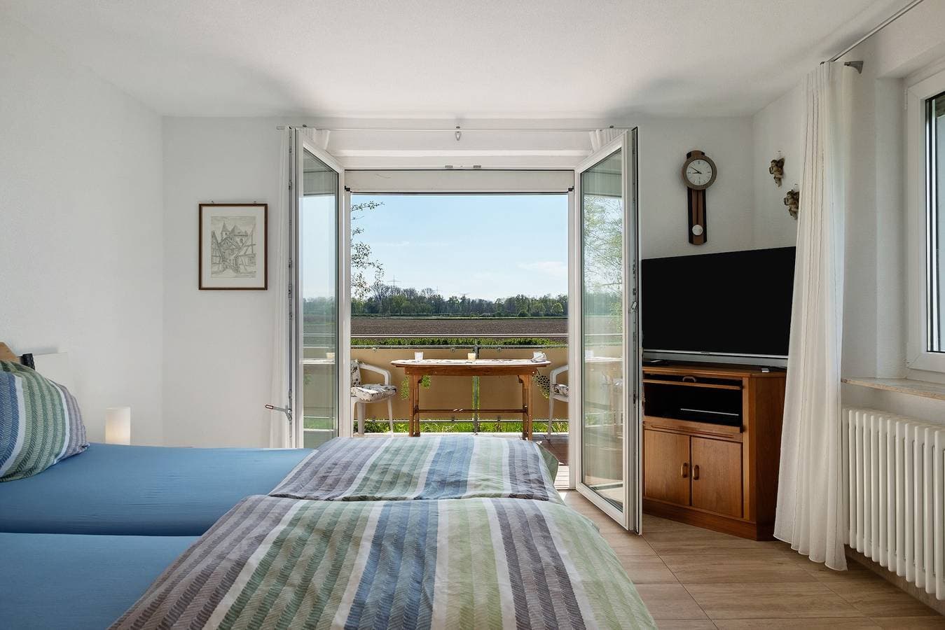 Foto 4 von 36: Ferienwohnung 'Schwarzwaldblick' mit privater Terrasse, privatem Garten und Wi-Fi