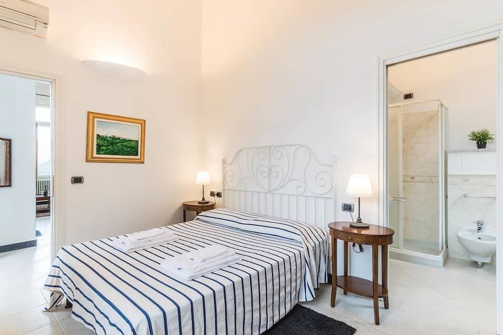 Foto 4 von 22: Schöne Wohnung in Rapallo Ge mit Außenpool