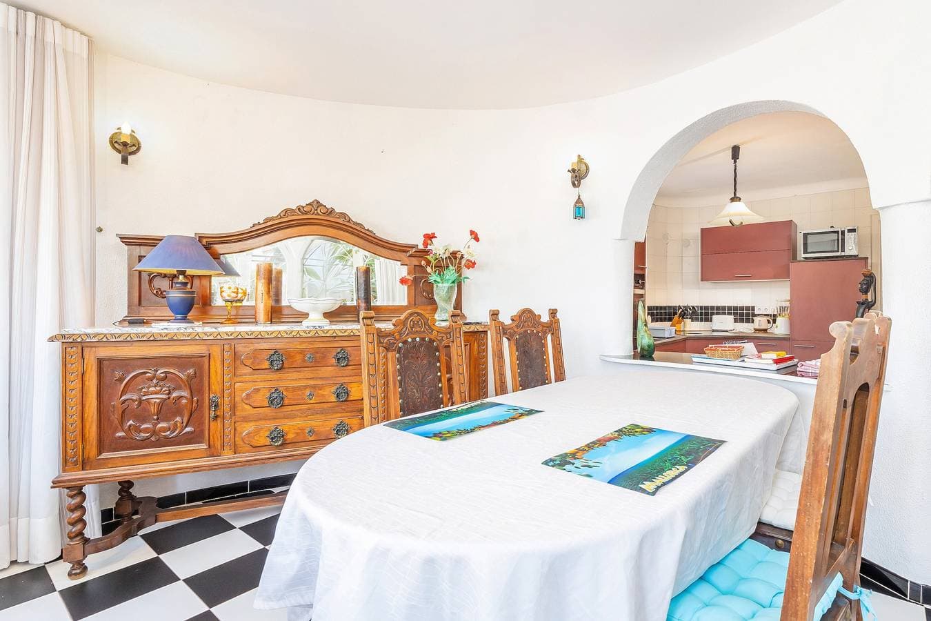 Foto 8 von 28: Villa 'Malik Mit Meerblick Und Pool' mit Meerblick, privater Terrasse und WLAN