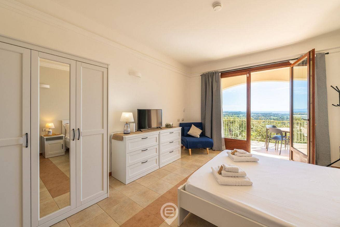 Foto 13 von 32: Ferienwohnung für 2 Personen mit Meerblick