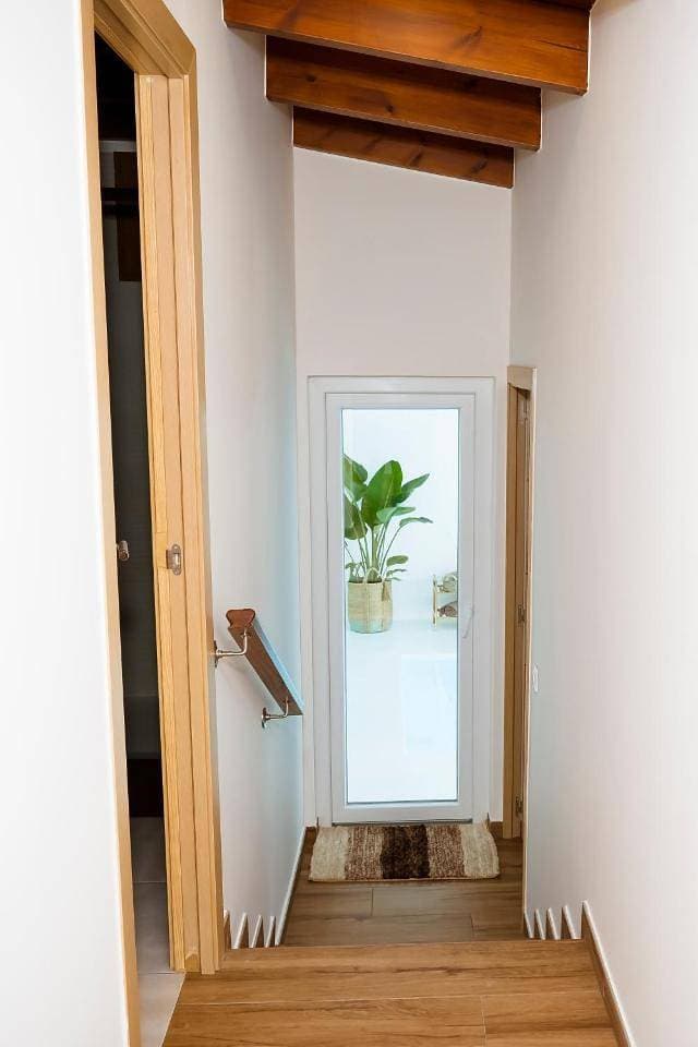 Foto 6 von 38: Two-Bedroom House