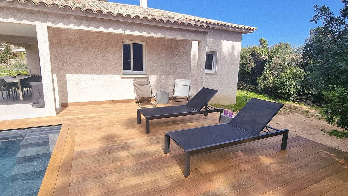 Foto 2 von 34: Ferienwohnung für 4 Personen mit Pool